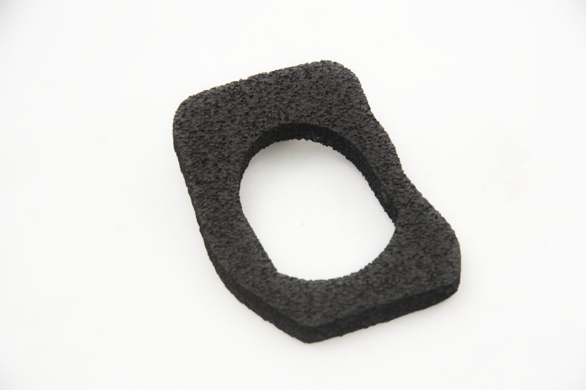GASKET IN EXPANDED MATERIAL